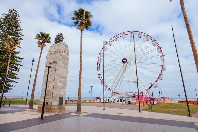 Estudia y trabaja en Adelaide