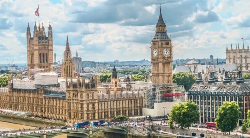 Estudia y trabaja en londres